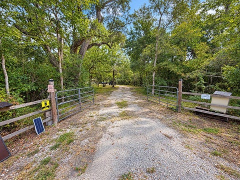 Photo of 161 County Road 508, Brazoria, TX 77422 (MLS # 48092001)