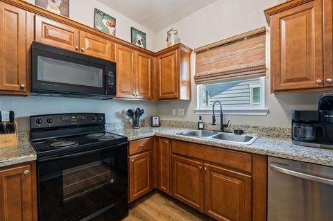 Tiny photo for 2203 56th Street, Galveston, TX 77551 (MLS # 18605288)