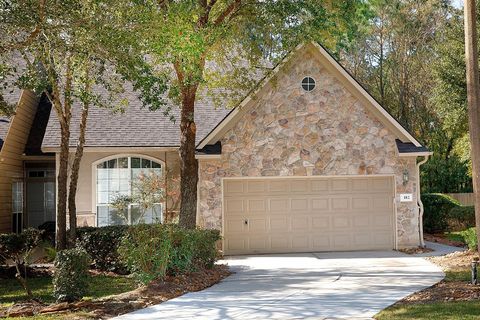 Photo of 182 N Valley Oaks Circle, The Woodlands, TX 77382 (MLS # 32491781)