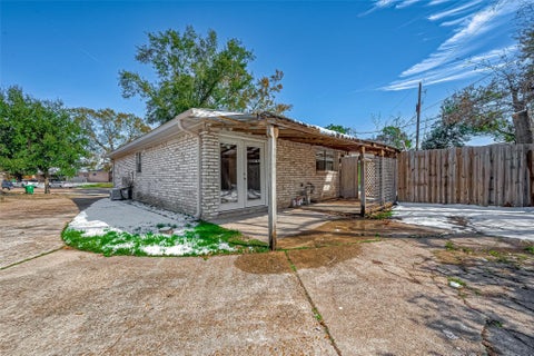 Tiny photo for 7315 Housman Street #A, Houston, TX 77055 (MLS # 8411216)