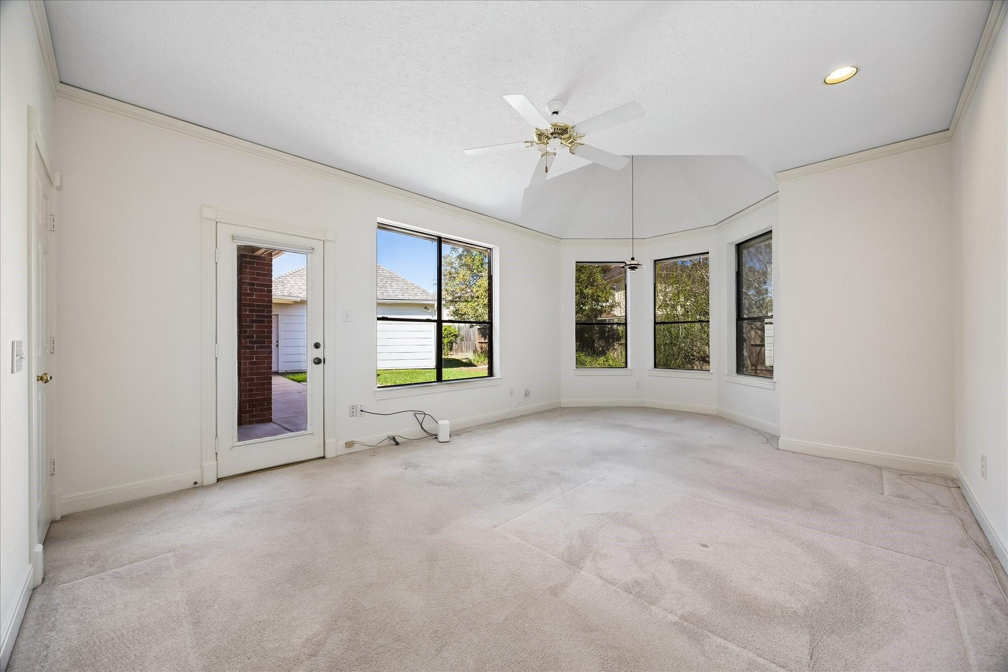 2814 Old South Drive