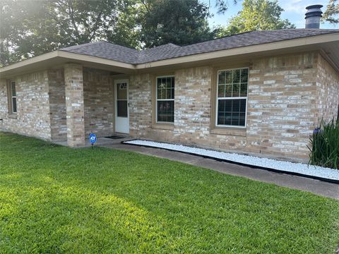 Photo of 219 Glencroft Court, Houston, TX 77336 (MLS # 12610519)