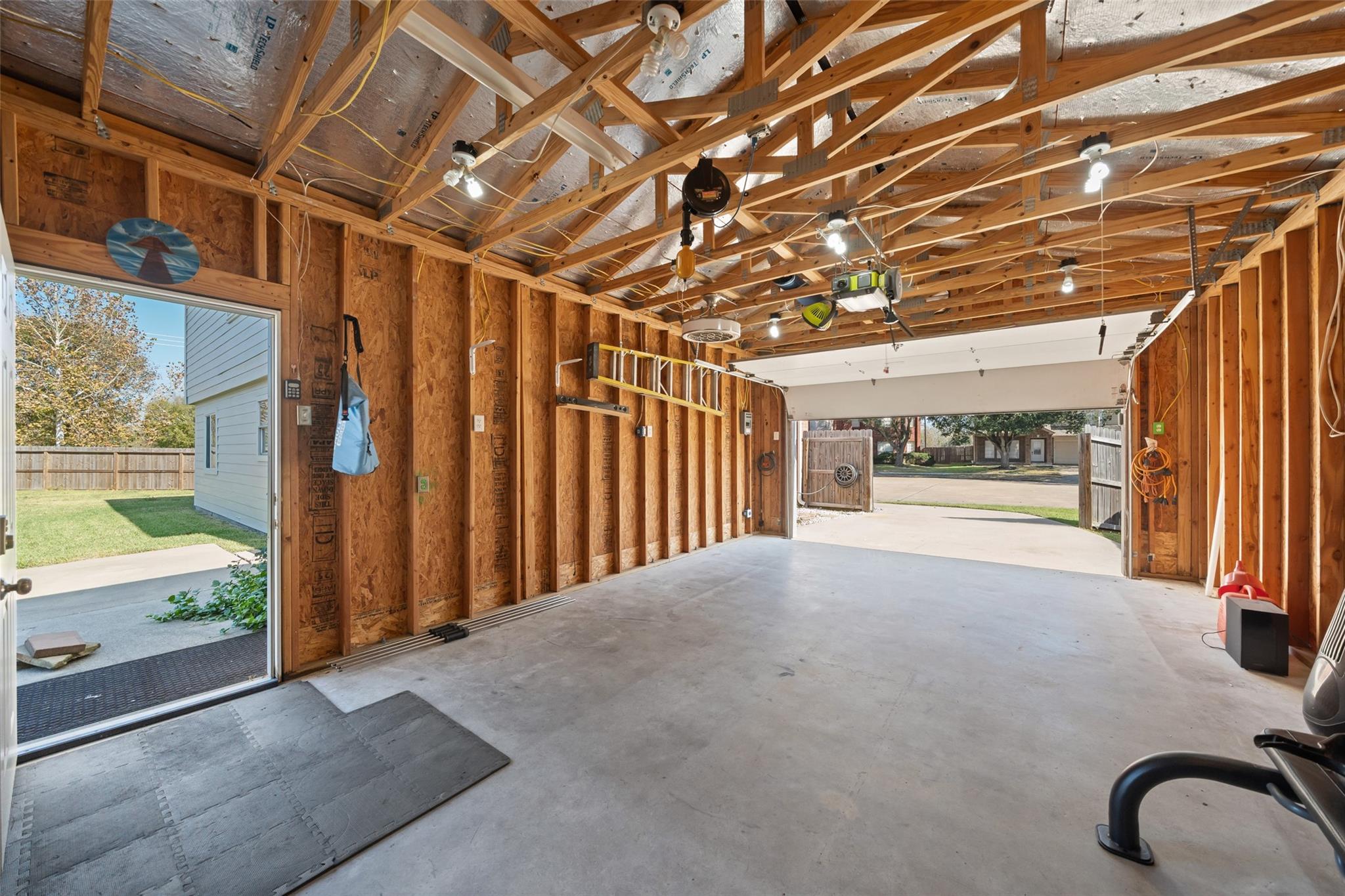 3504 Stonegate Circle