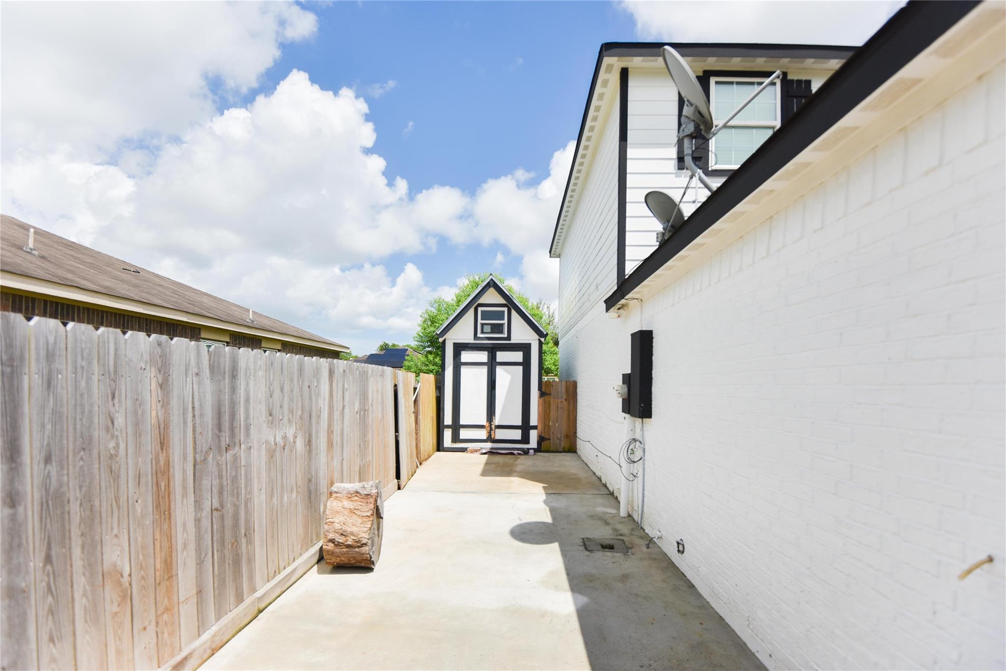 228 Taylor Circle