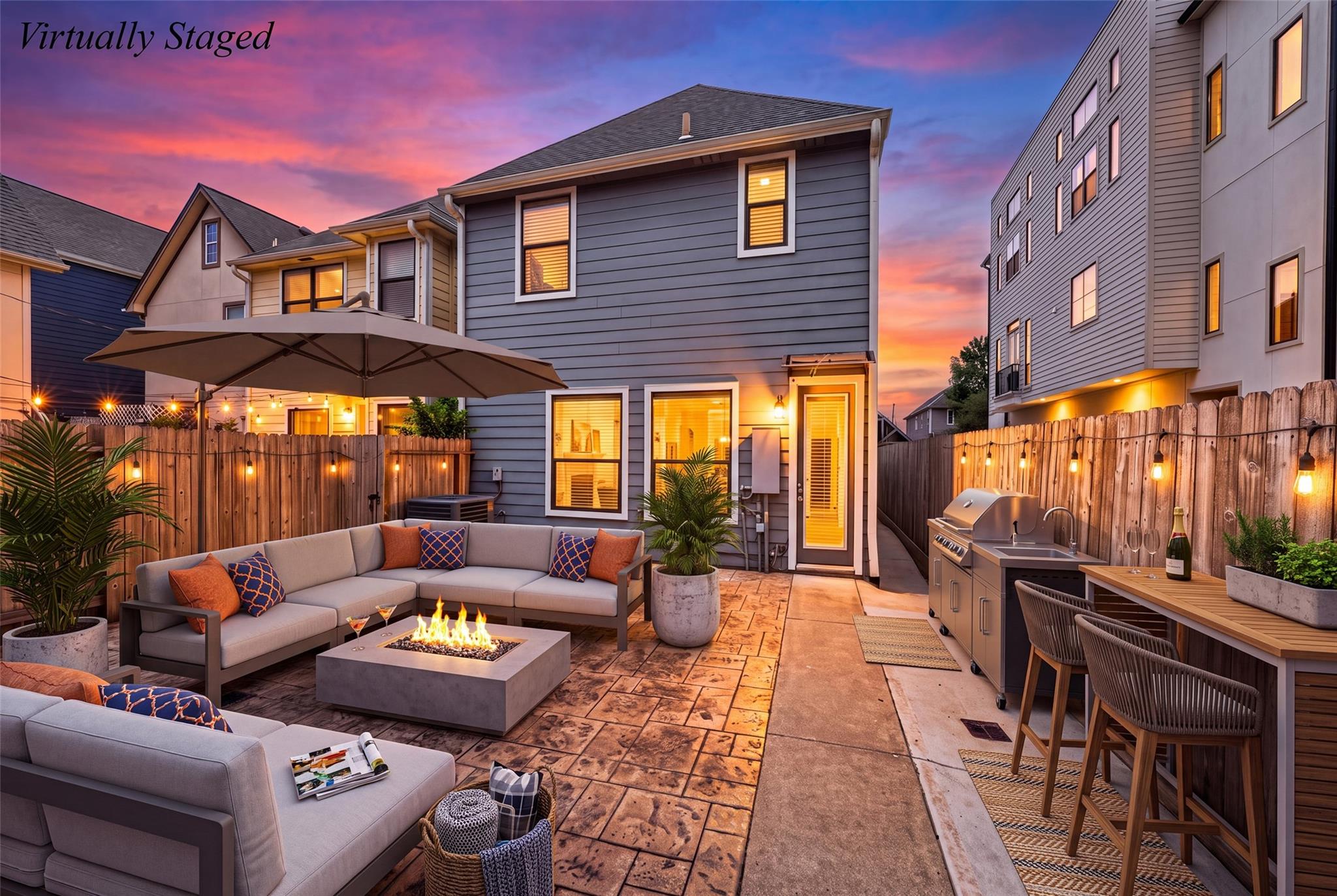 822 W 22nd Street