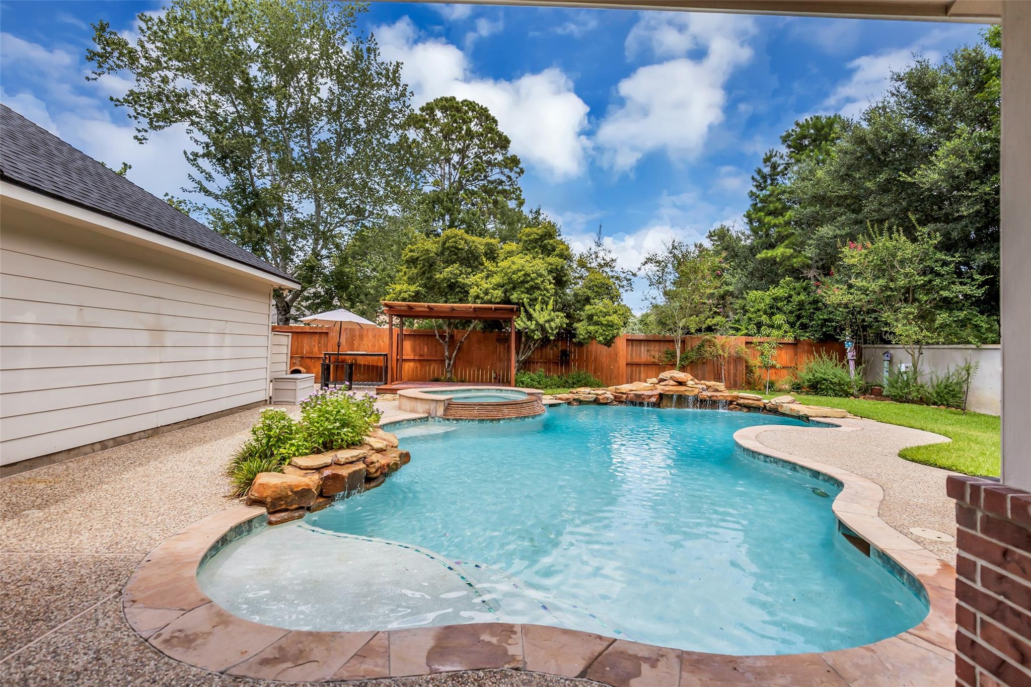 13902 Cantrelle Manor Lane