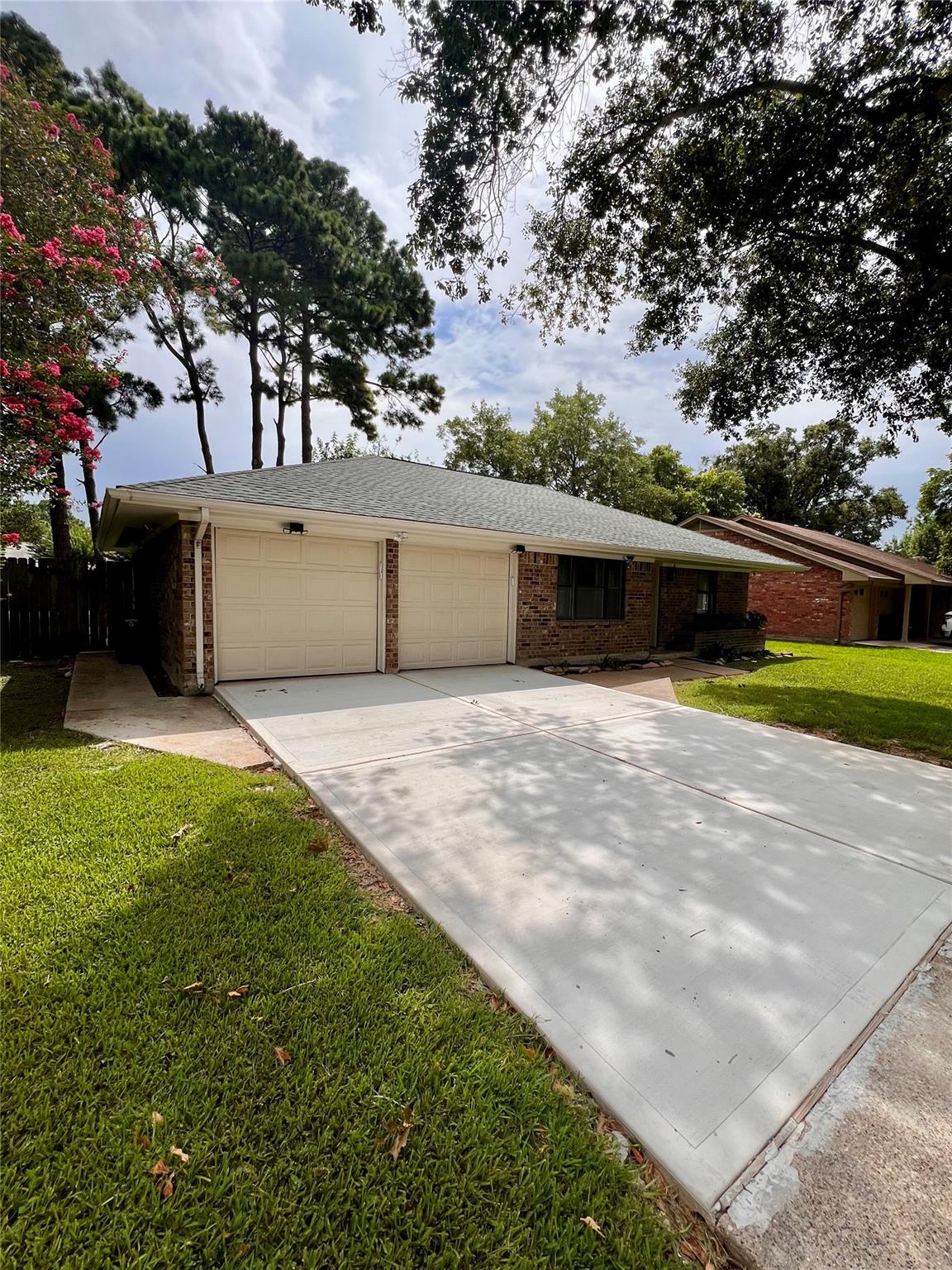 308 Moody Avenue