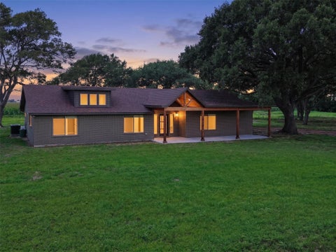 Homes For Sale - 3231 County Road 458 Rd<br/> El Campo, TX 77437