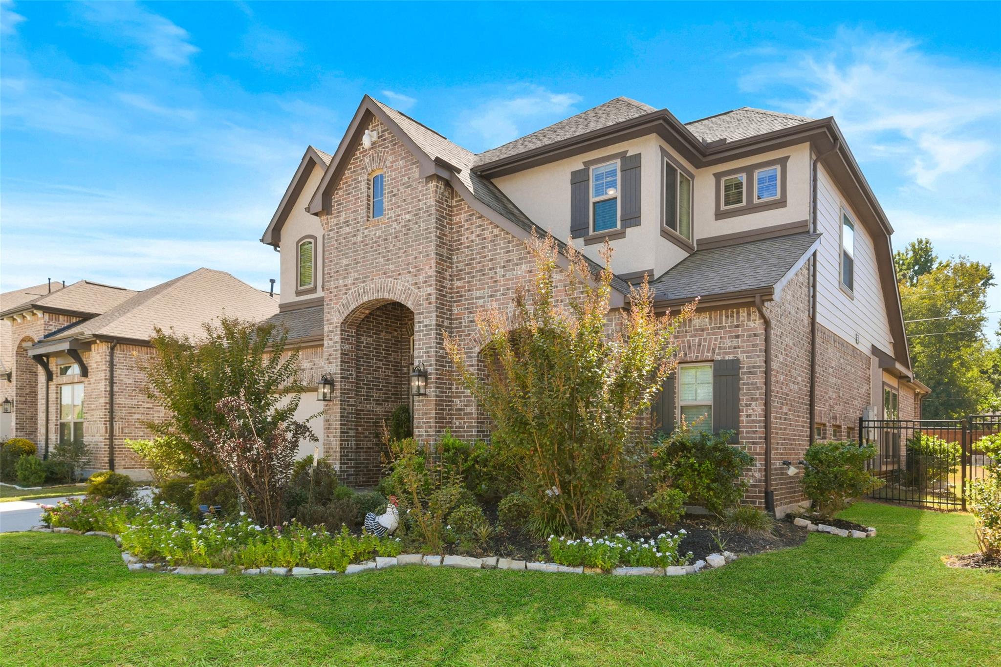 4582 Silver Moon Drive