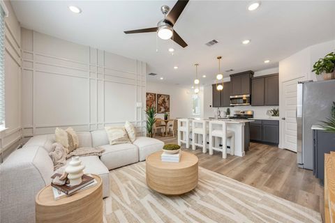 Tiny photo for 955 Mansfield Street, Houston, TX 77091 (MLS # 3474516)