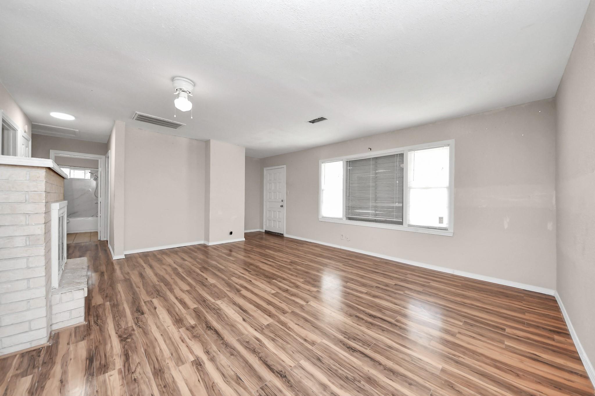 6204 Highway 6