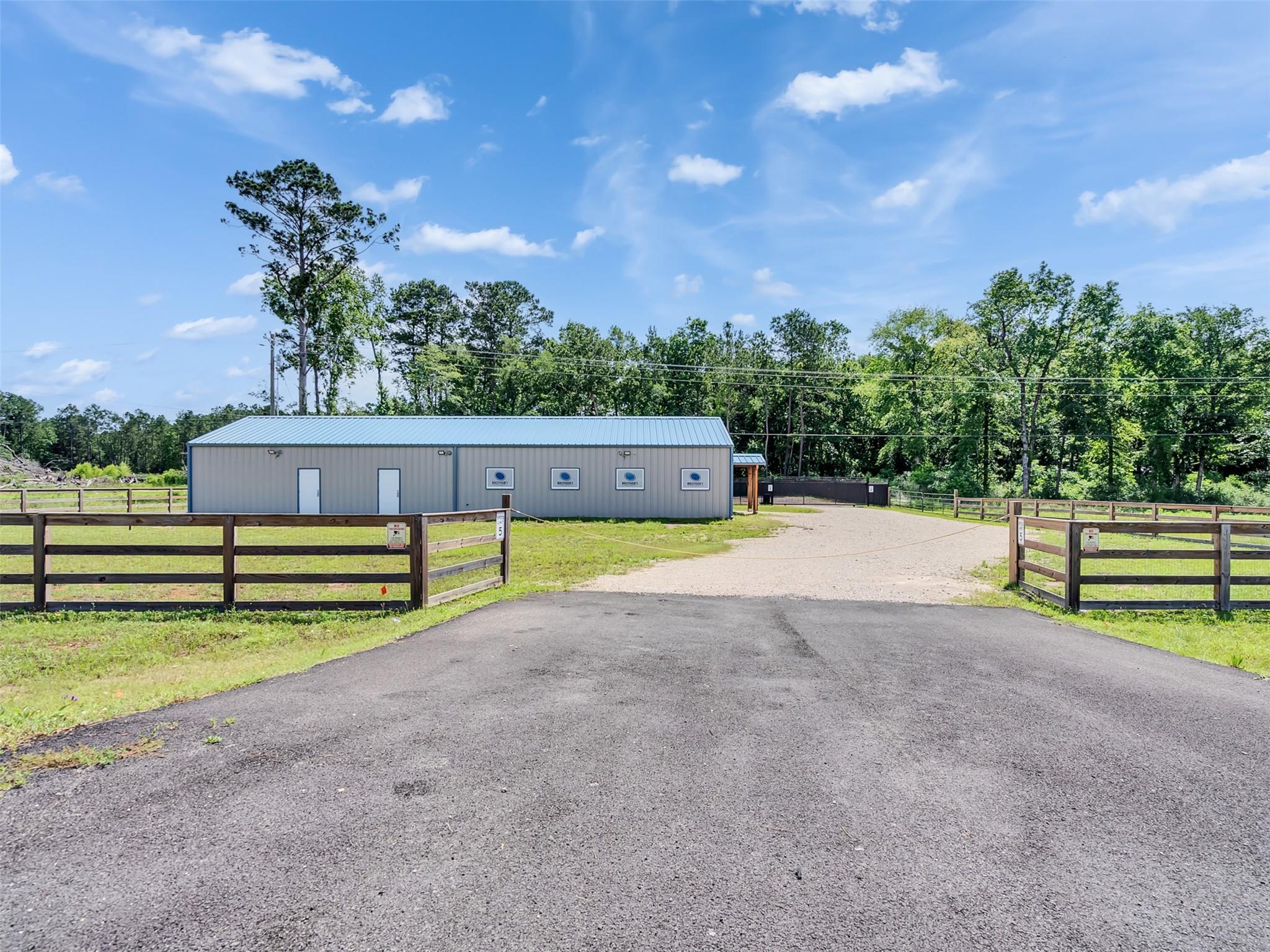 11395 Fm 2432 Road