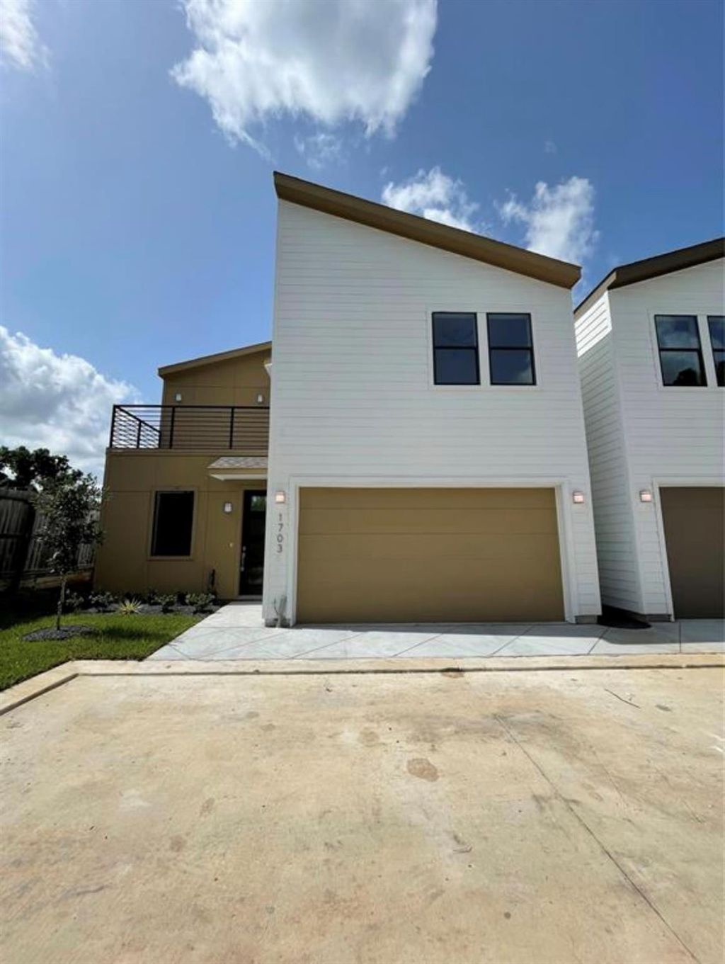 Photo of 1703 Cedrocanna Lane, Houston, TX 77091 (MLS # 64645210)