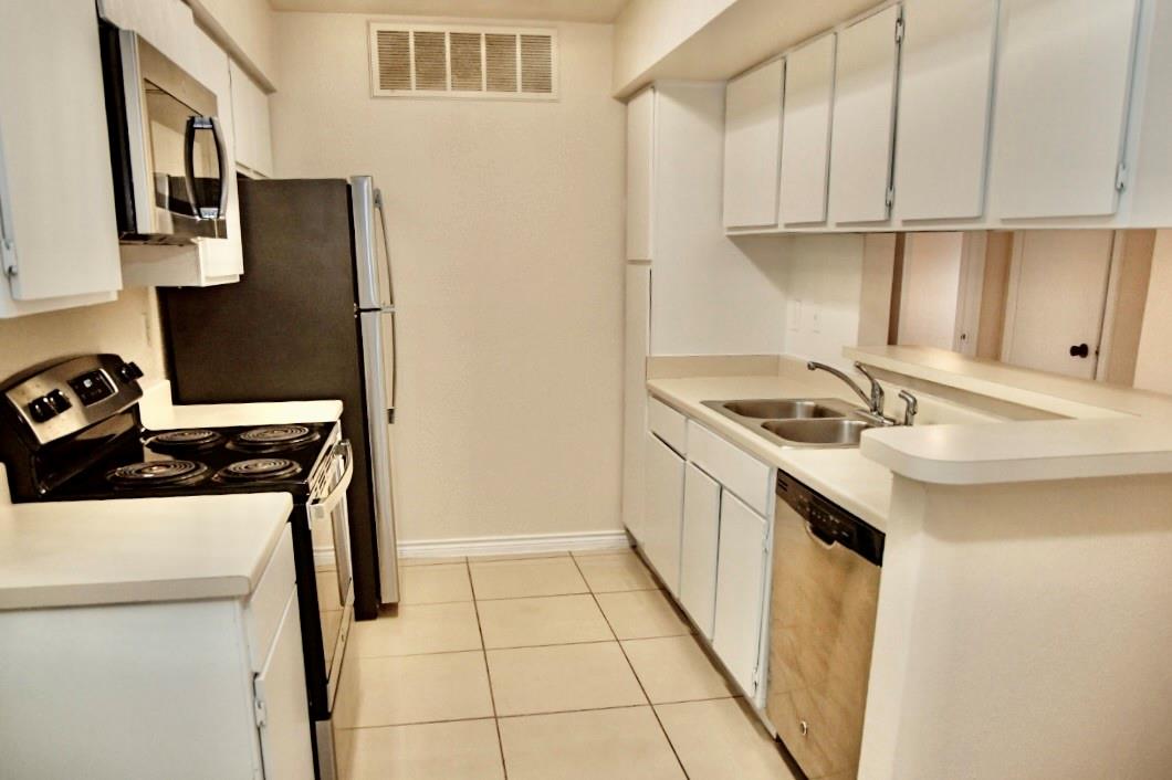 12905 Woodforest Boulevard 303