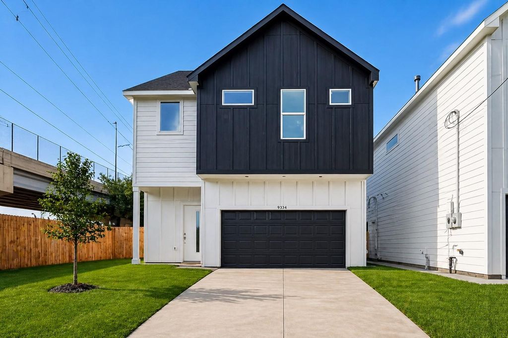 Photo of 9334 Waller Street, Houston, TX 77012 (MLS # 44486078)