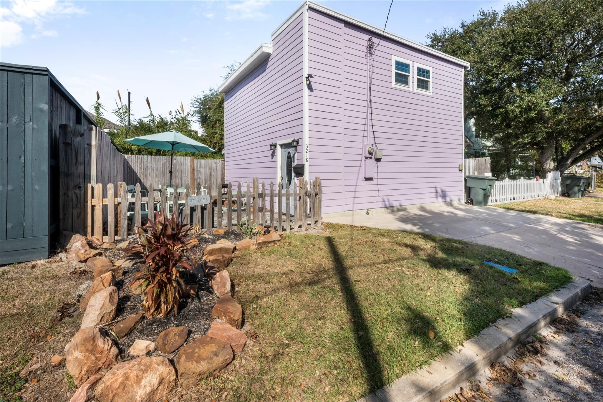 3218 Avenue Q 1/2