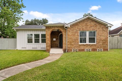 2801 Rosewood Street Houston TX 77004