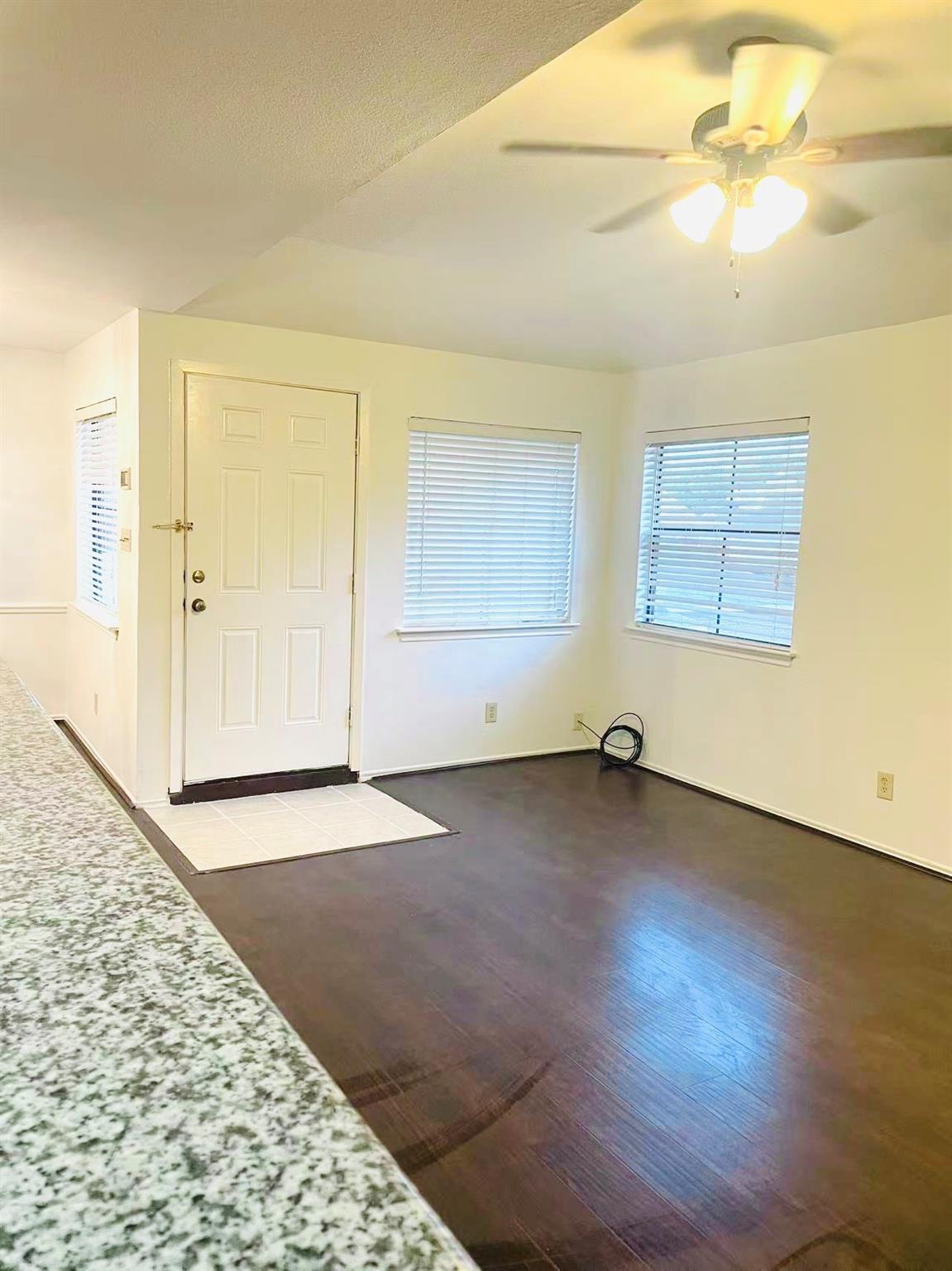 1103 Dulles Avenue 1801