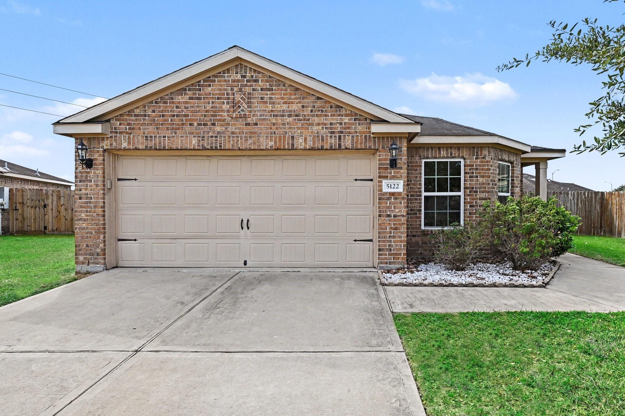 5122 Sunny Parke Lane