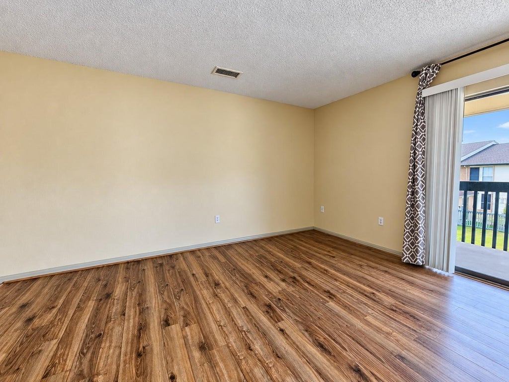 Photo of 250 El Dorado Boulevard #282, Houston, TX 77598 (MLS # 4404445)