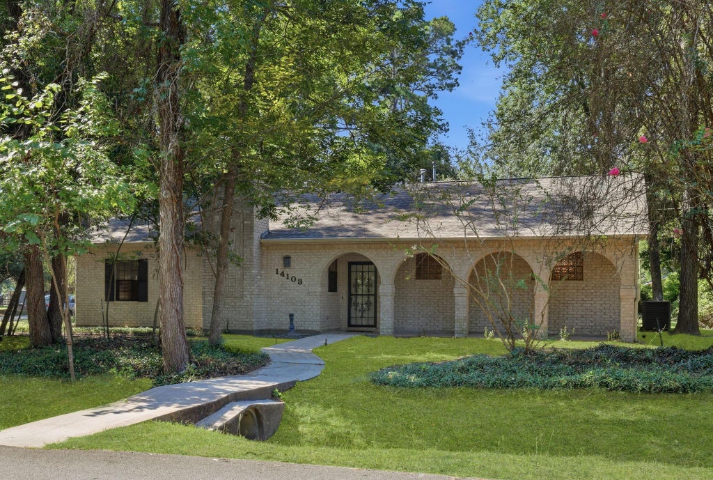 Photo of 14103 Carneswood Drive, Tomball, TX 77375 (MLS # 27811870)
