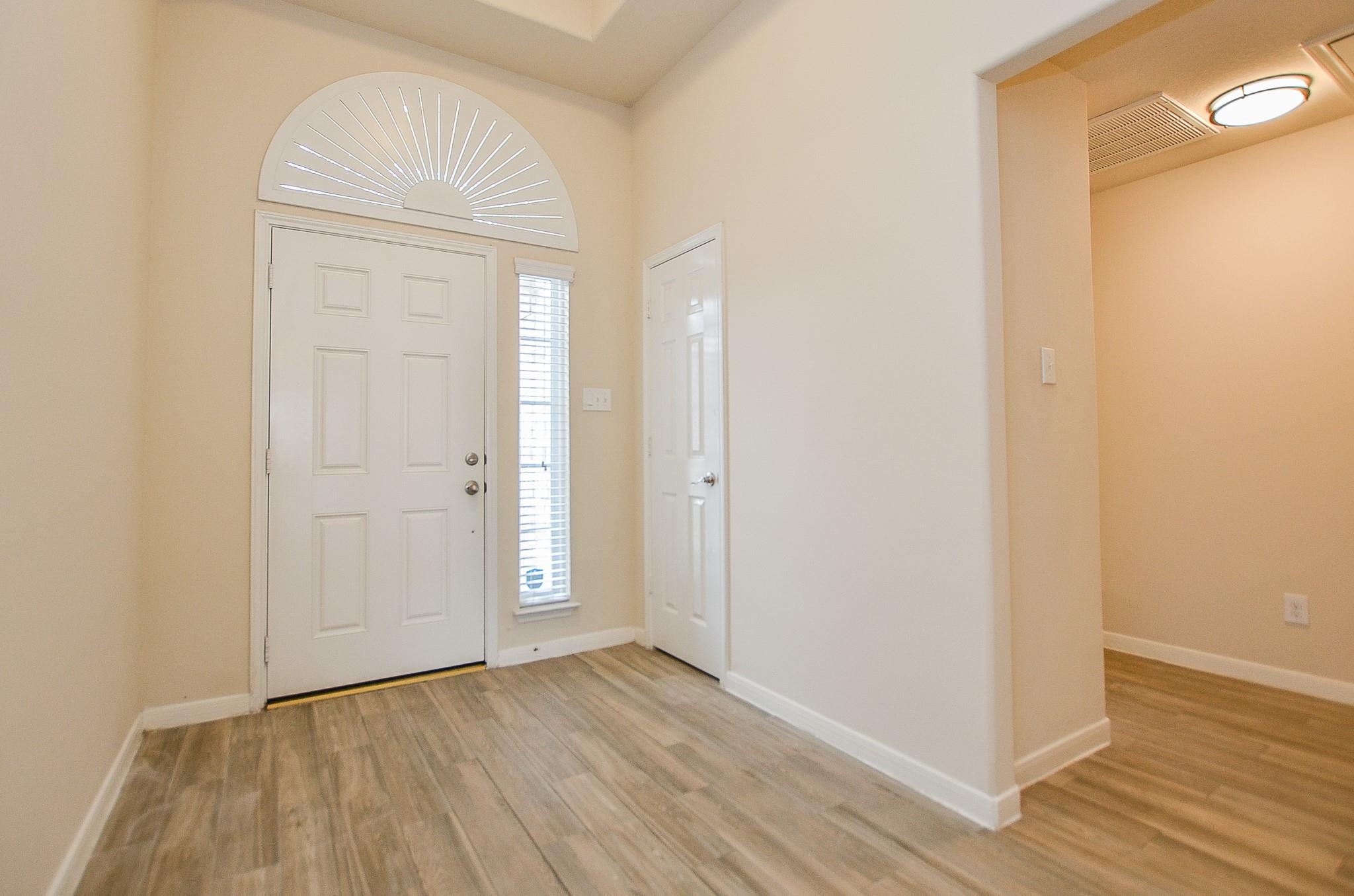 4915 Ibis Lake Court