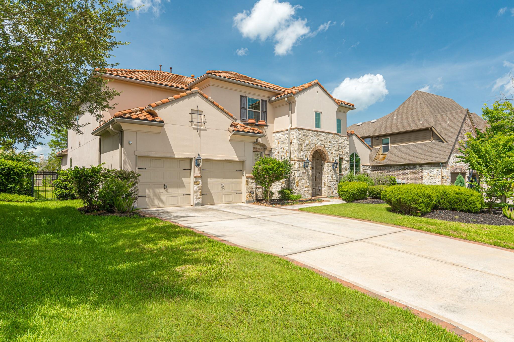 19 Brittany Rose Place