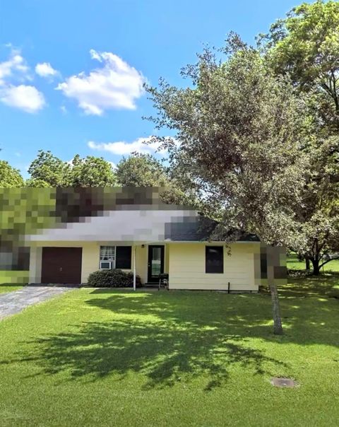 423 West Street Stafford TX 77477