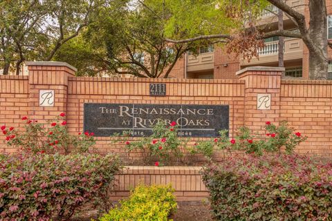 Tiny photo for 2111 Welch Street #B201, Houston, TX 77019 (MLS # 78949366)