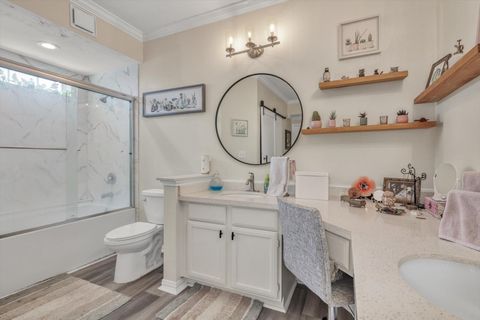 Tiny photo for 2111 Welch Street #B201, Houston, TX 77019 (MLS # 78949366)