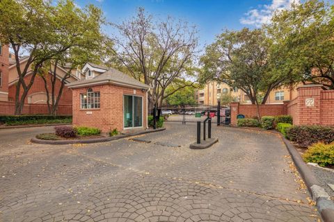 Tiny photo for 2111 Welch Street #B201, Houston, TX 77019 (MLS # 78949366)