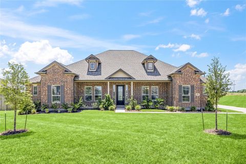 Photo of 15022 Arenosa Avenue, Mont Belvieu, TX 77523 (MLS # 81928247)