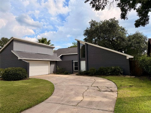 Photo of 15623 Sandy Hill Drive, Houston, TX 77084 (MLS # 25475508)