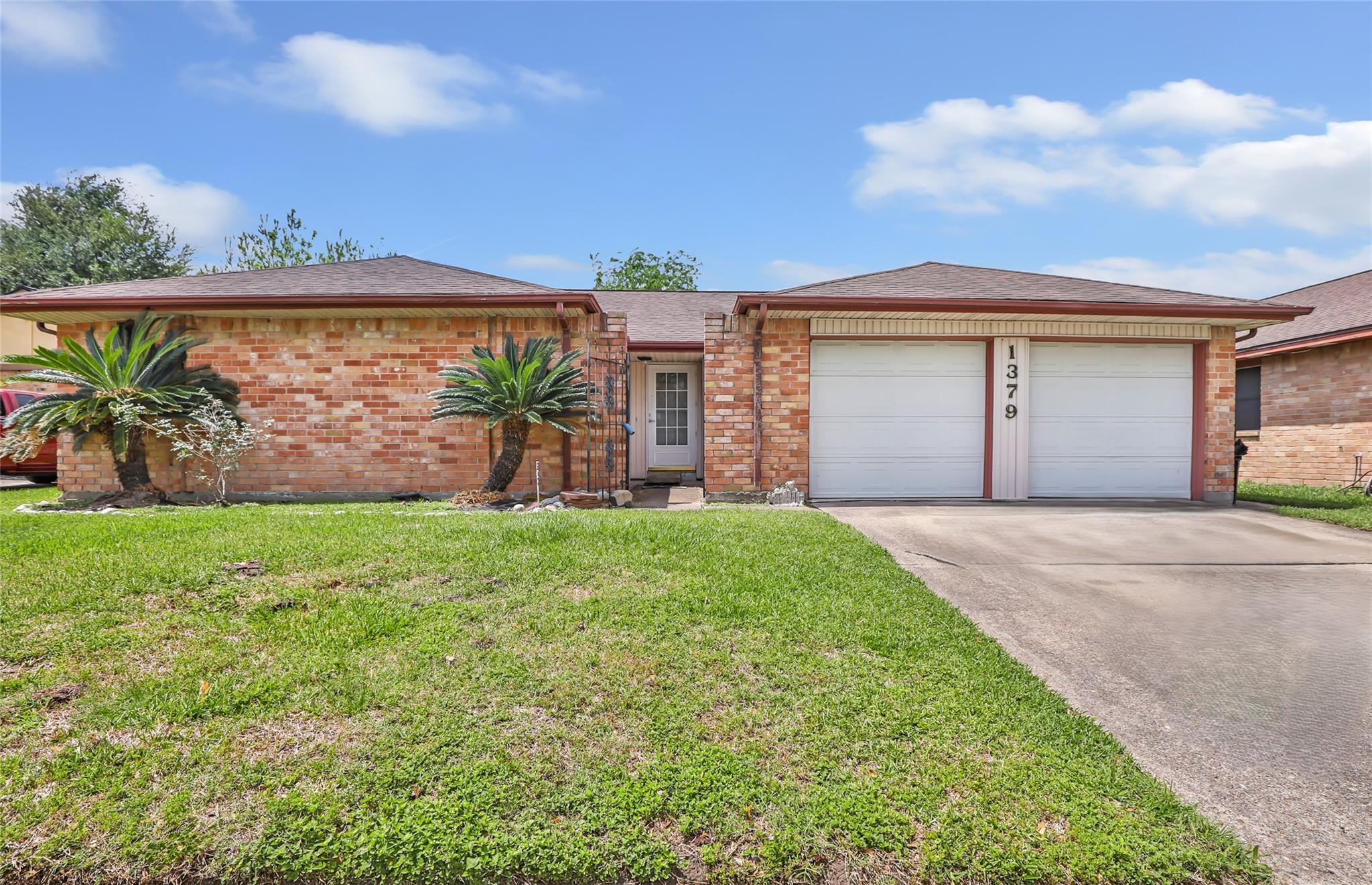 1379 Wrotham Lane