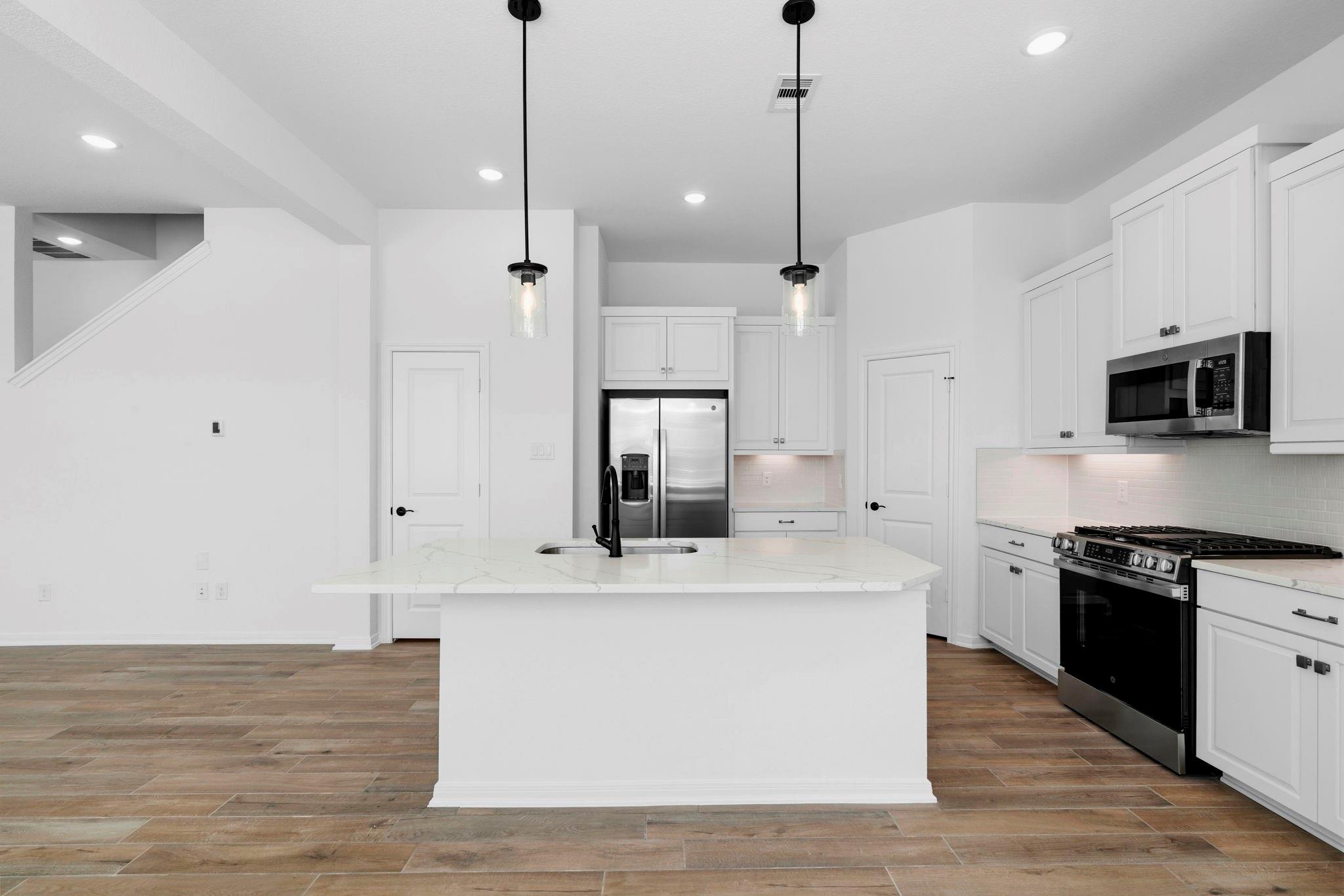 106 West Coralburst Loop