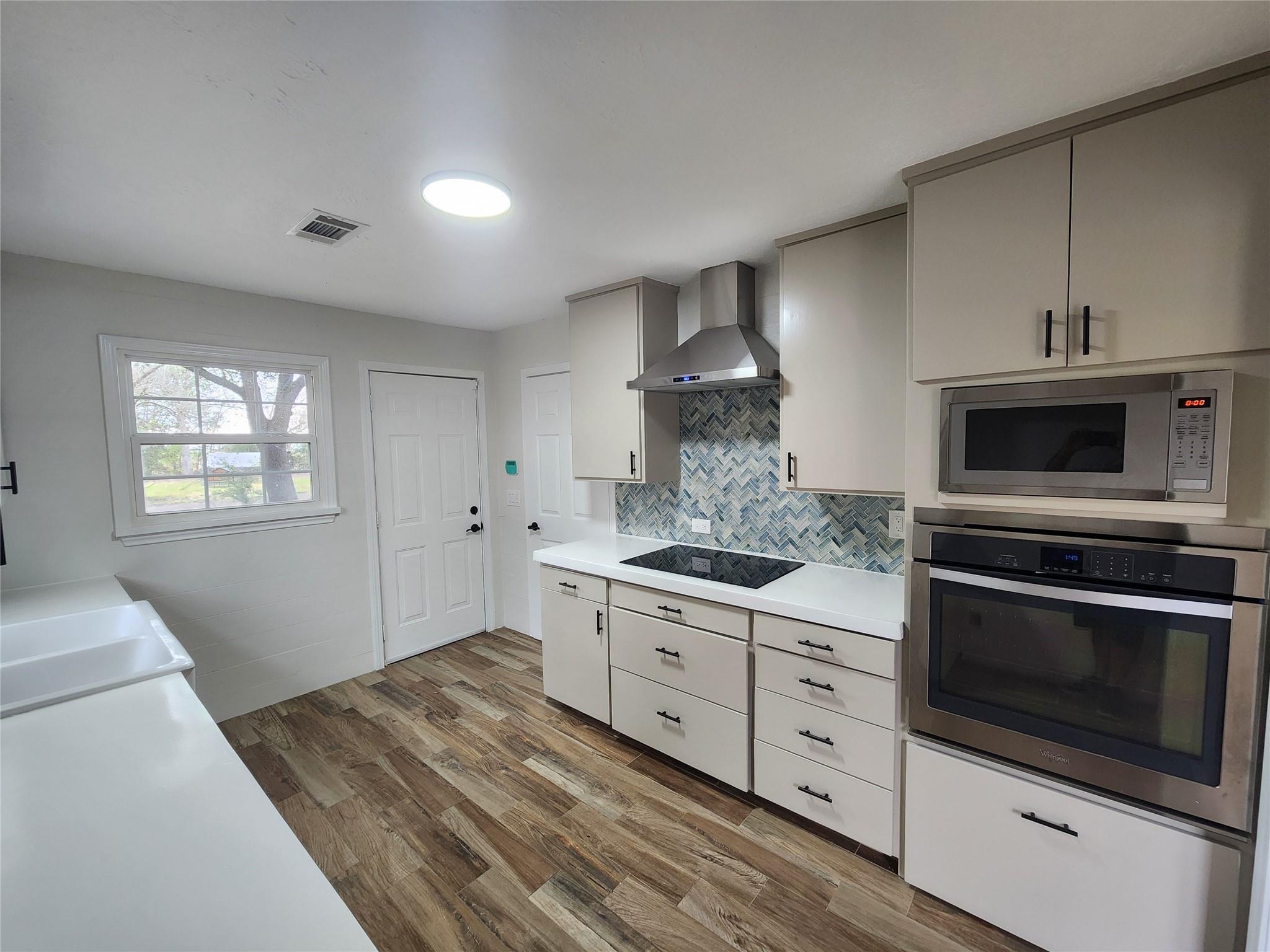 7311 Fm 2403 Road