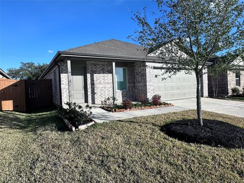 Photo of 20014 Palermo Shores Drive, Hockley, TX 77447 (MLS # 98978880)