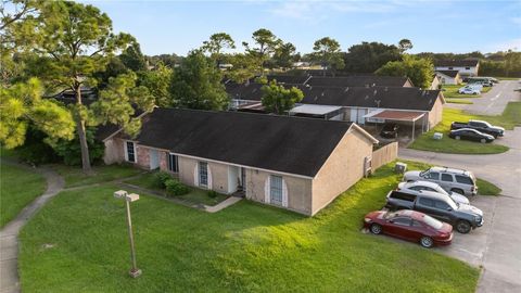 Photo of 6913 Chasewood Drive, Missouri City, TX 77489 (MLS # 21573074)