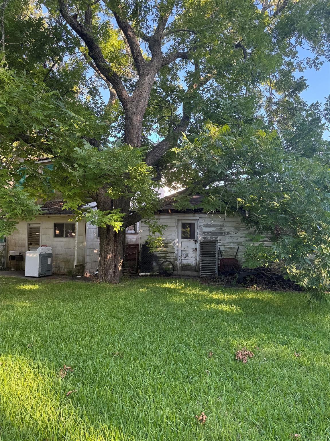 411 Martin Luther King Jr Drive