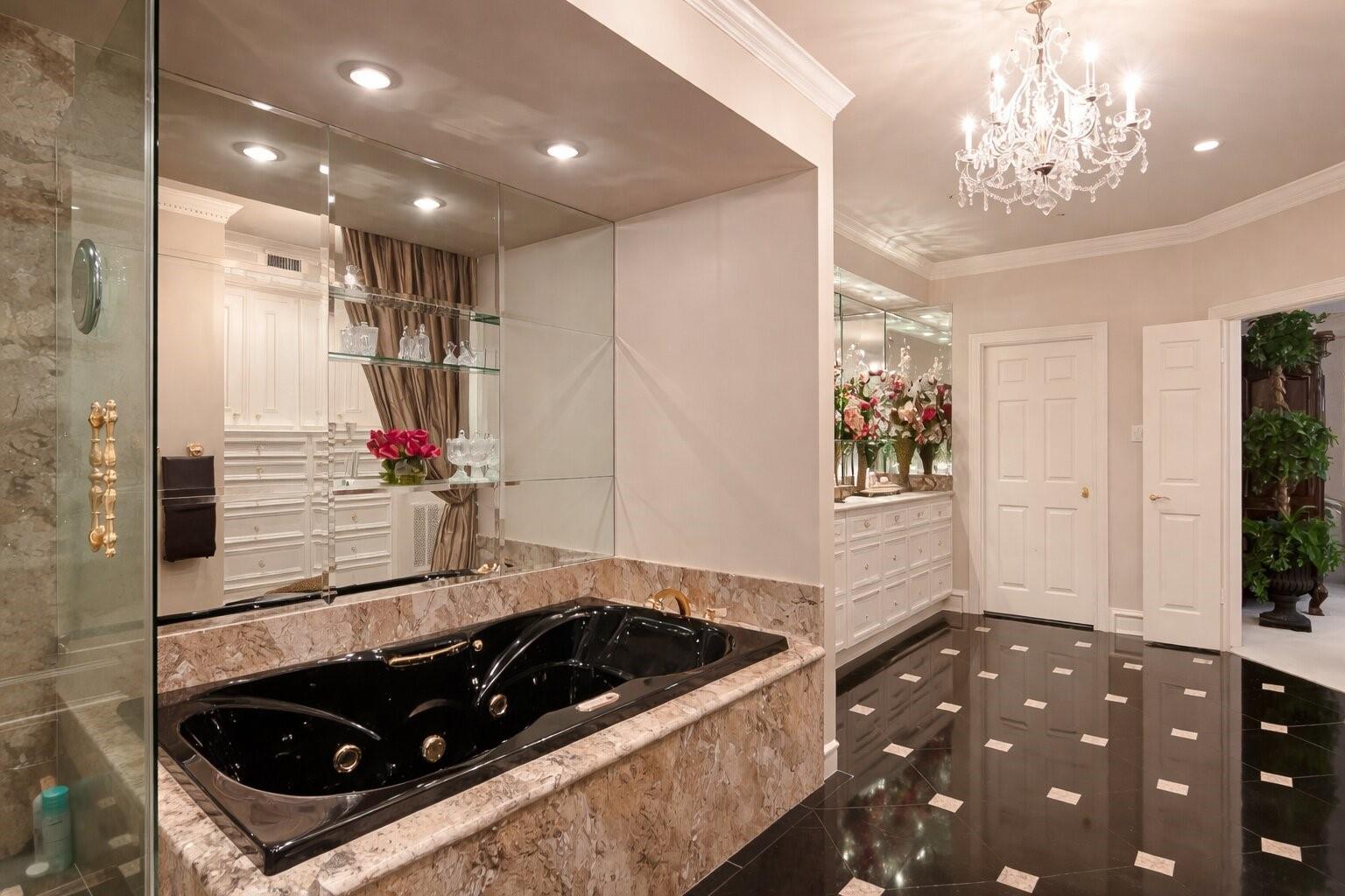 Sugar Land, Texas, 77479, United States, 6 Bedrooms Bedrooms, ,9 BathroomsBathrooms,Residential,Active,1970925