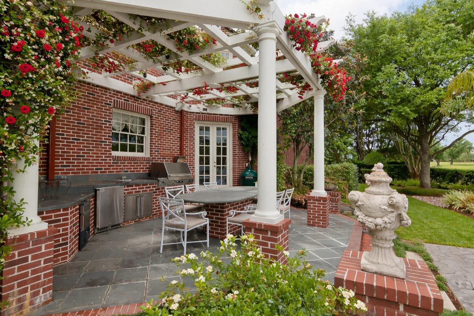 Sugar Land, Texas, 77479, United States, 6 Bedrooms Bedrooms, ,9 BathroomsBathrooms,Residential,Active,1970925