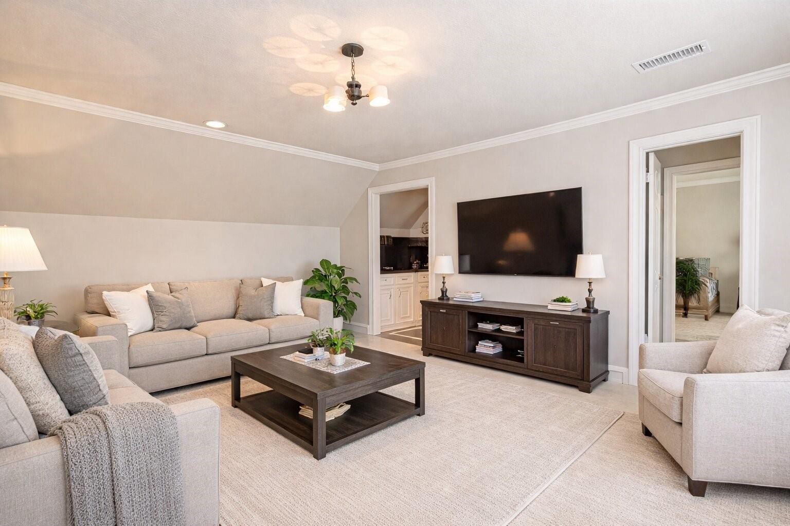 Sugar Land, Texas, 77479, United States, 6 Bedrooms Bedrooms, ,9 BathroomsBathrooms,Residential,Active,1970925