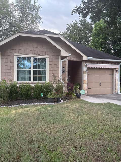 Photo of 6128 Shelburne Street, Houston, TX 77396 (MLS # 25895555)