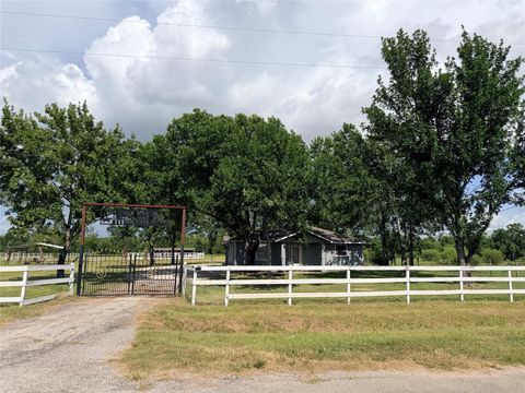 Photo of 8118 Hamilton Road, Brookshire, TX 77423 (MLS # 2168607)