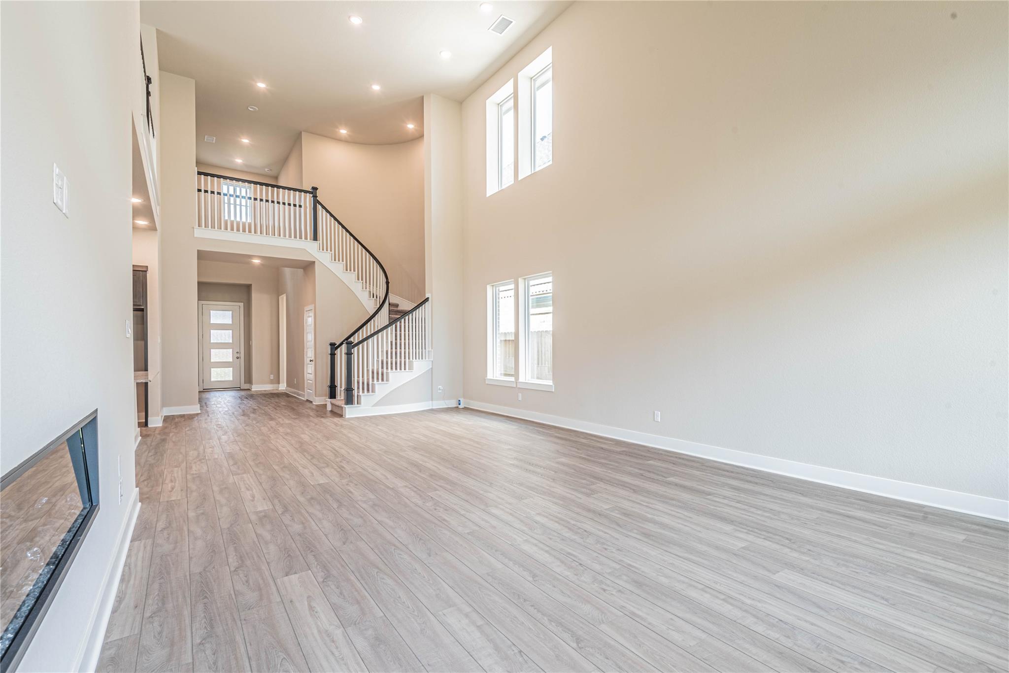 7335 Rolling Grove Ln Lane