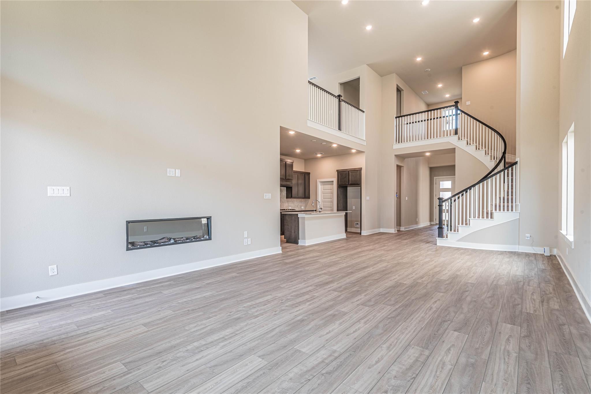 7335 Rolling Grove Ln Lane