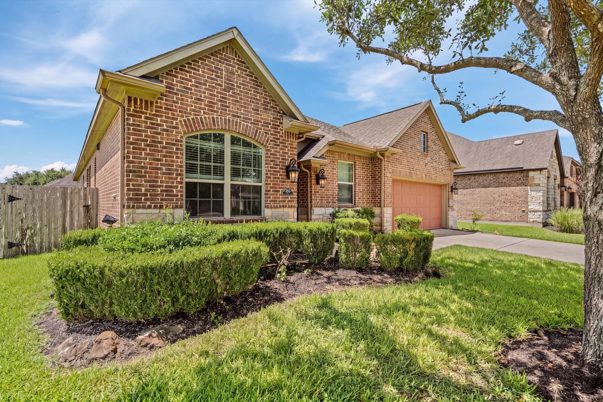 2907 Jadestone Lane