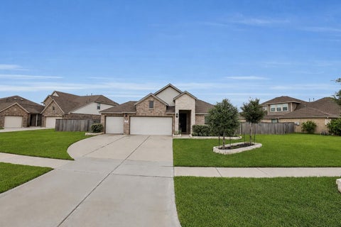 Photo of 4731 Tindarey Glen Lane, Baytown, TX 77521 (MLS # 48058284)