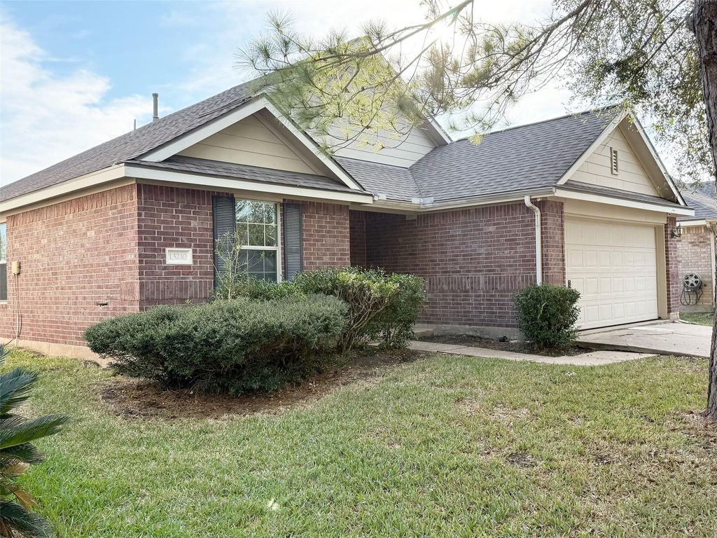 Photo of 13210 Barton Meadow Lane, Rosharon, TX 77583 (MLS # 97067467)