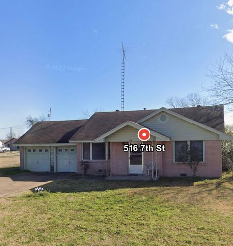 Photo of 516 7th Street, Hempstead, TX 77445 (MLS # 90578735)